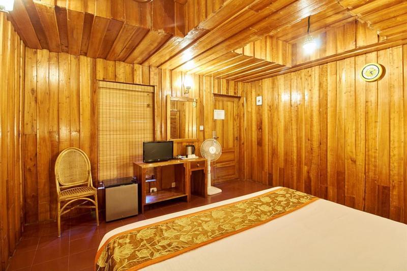 Woods N Spice - Thekkady Hotel Kumily Bagian luar foto